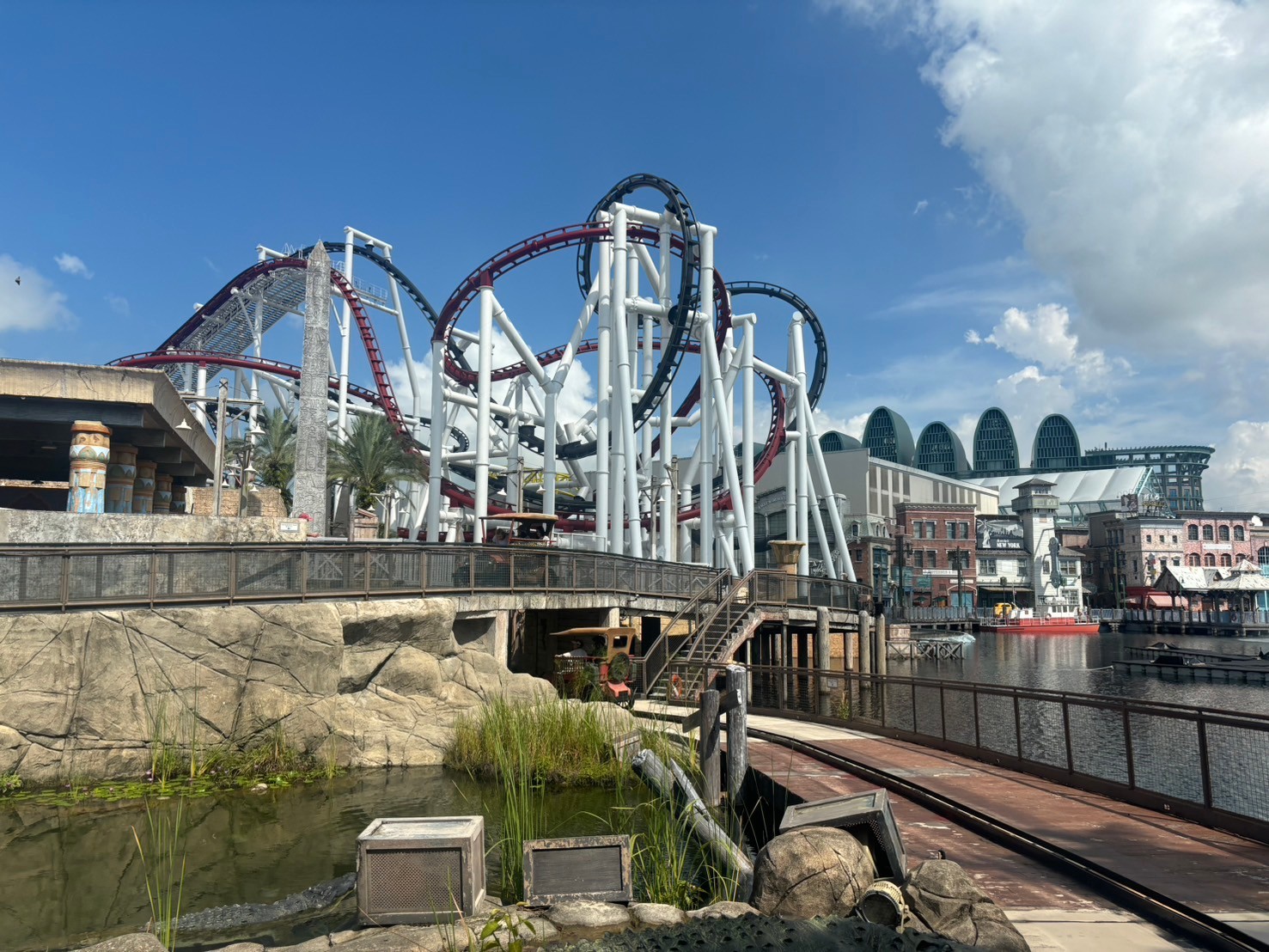 太空堡壘卡拉狄加雙軌過山車